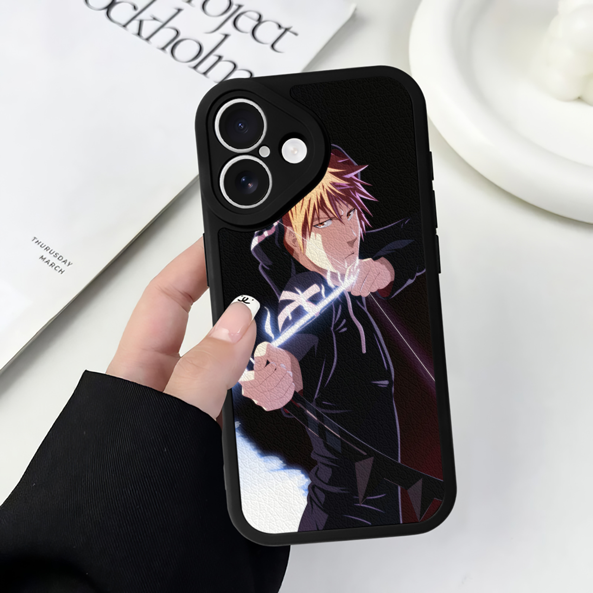 （画像用） ブリーチ BLEACH 【iPhone 16シリーズ対応】シリコンスマホケース（レザー調） 材質：シリコン